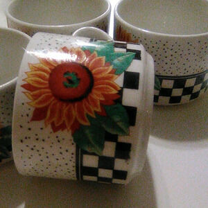 tABLETOPS UNLIMITED Cup sunflower mugs